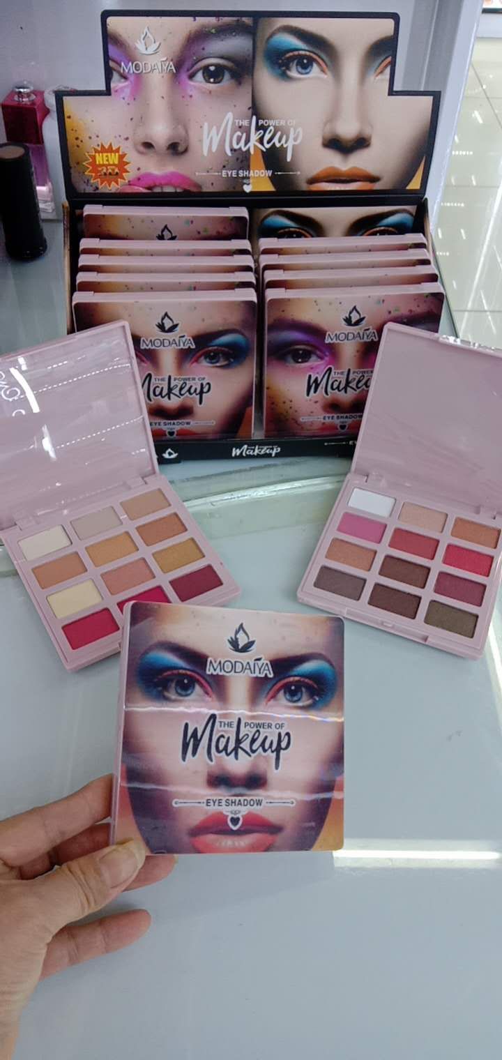 CM983D Facial Makeup Plate, Eyeshadow, Blush, Contouring and Highlight all-in-one Plate