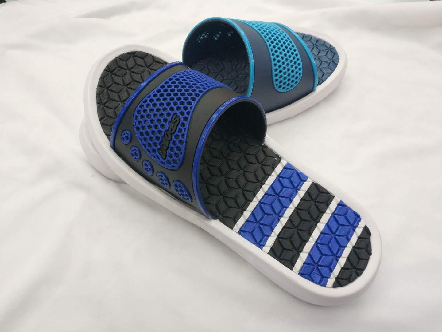 42981-1 dot sandals Specification image