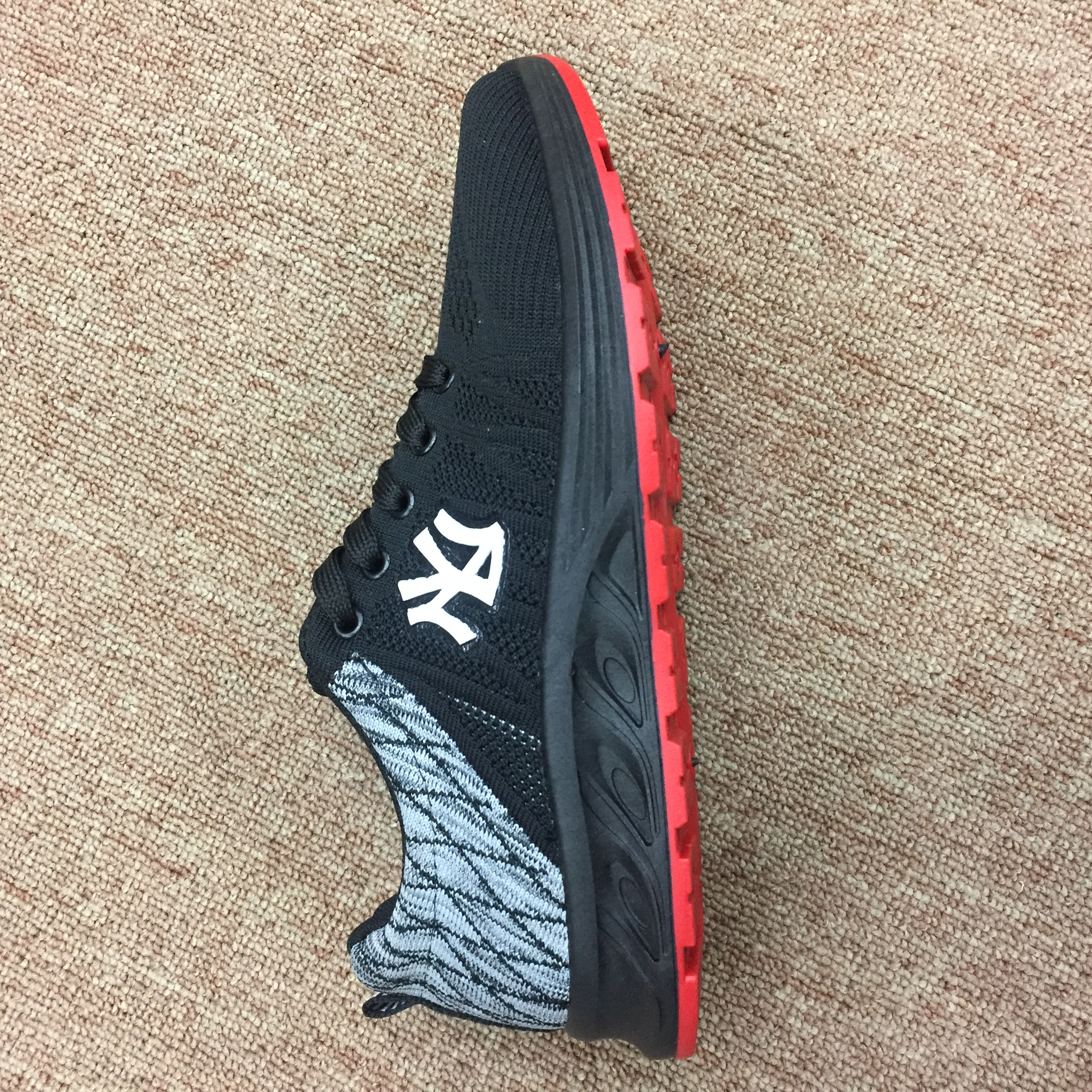 2020 Summer New Shoes Men Korean Version Of The Trend All Casual Running Sneakers details Picture