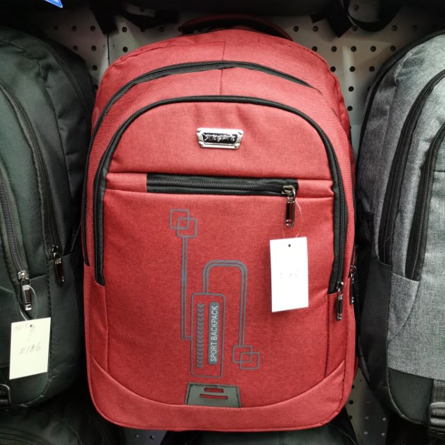 新款男包女包休闲包书包外贸包电脑包便携包