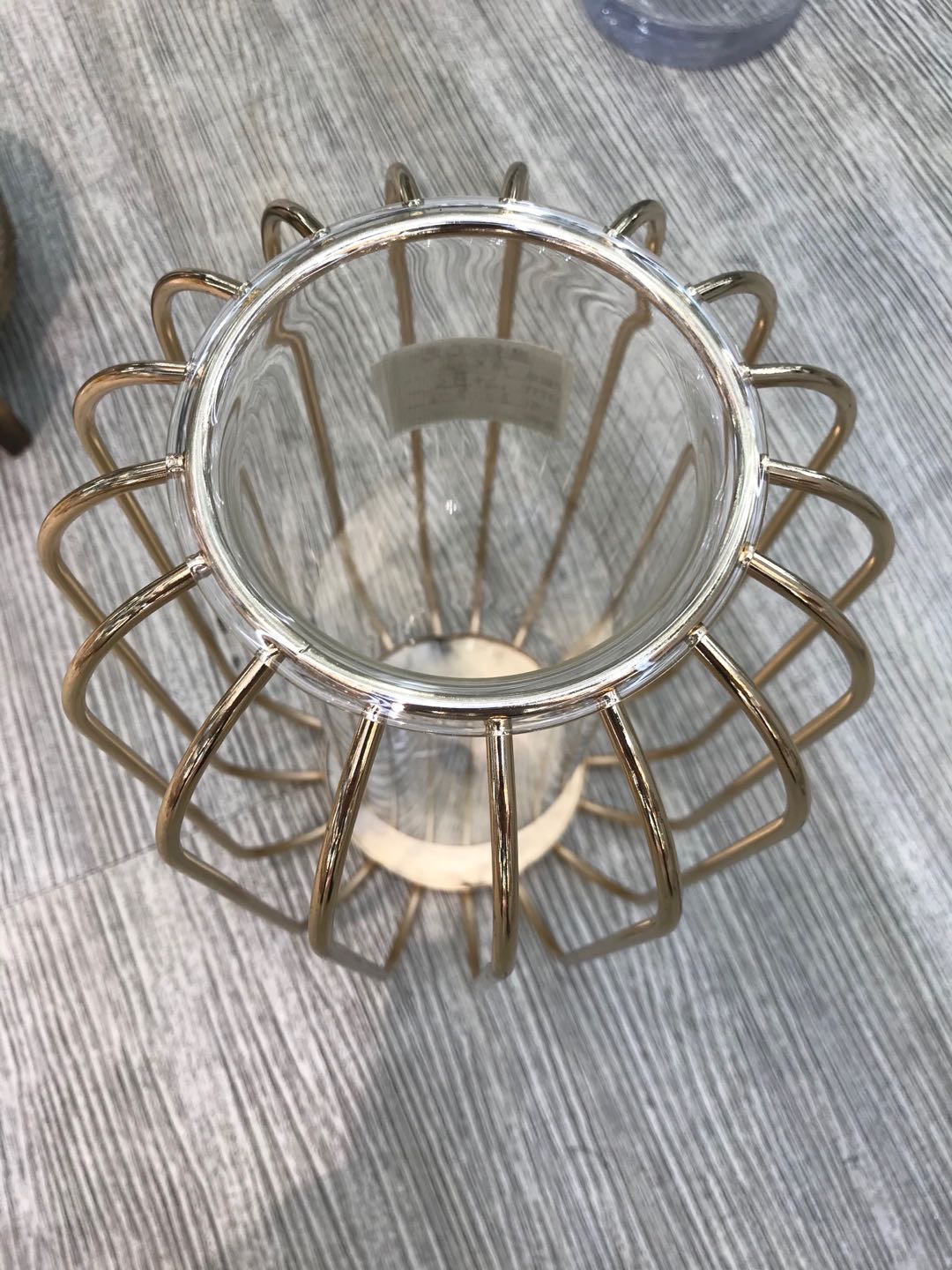 Nordic ins golden ironwork transparent hydroponic glass vase decoration, creative flower arrangement for the living room, home floral art details Picture