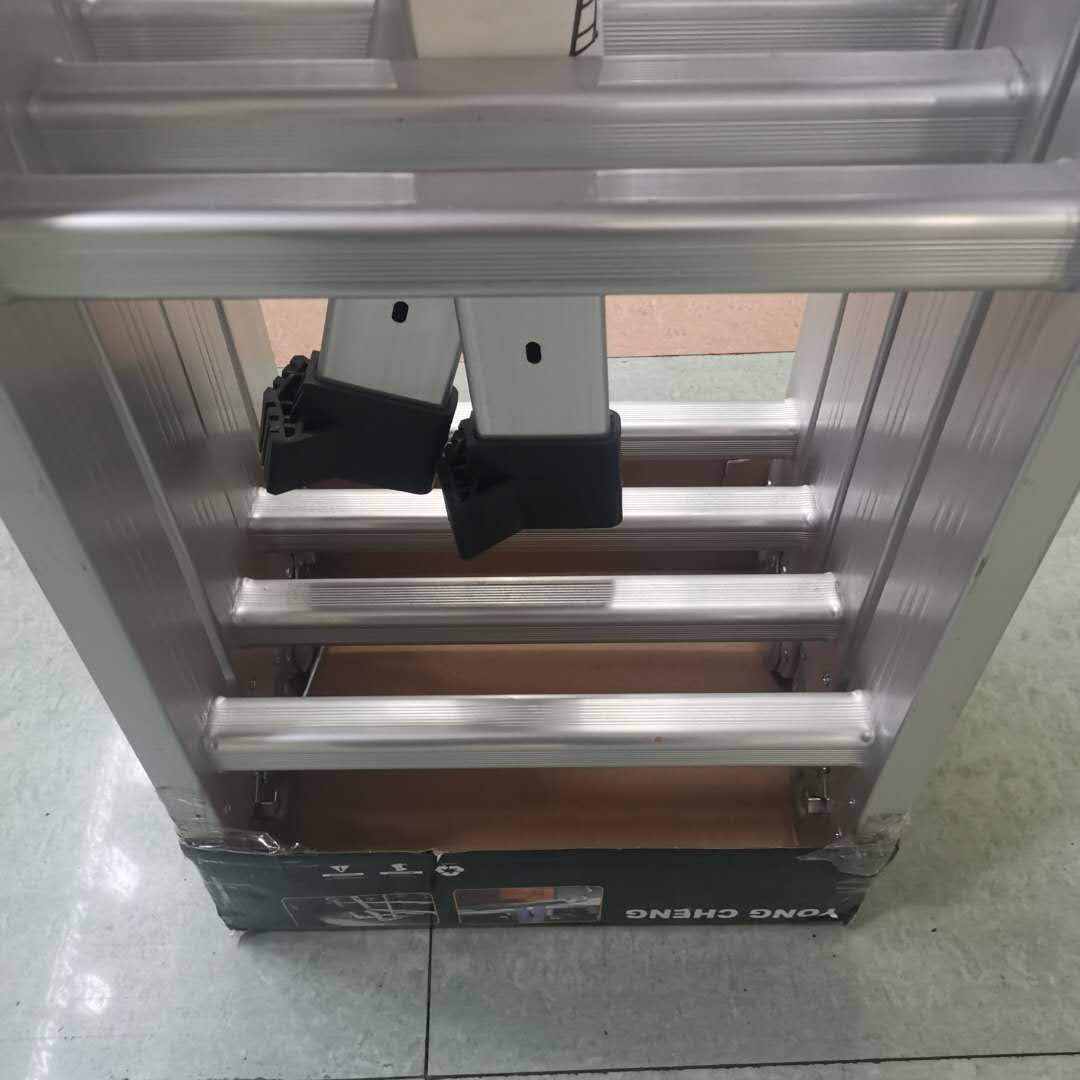 厂销家用不锈钢折叠梯子五步六步梯加厚人字梯室内楼梯移动阁楼梯产品图