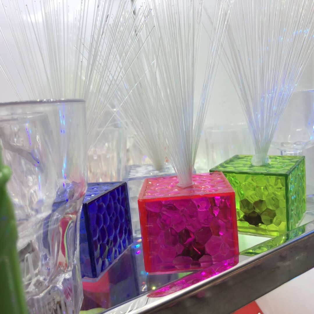 Water Cube Optical Fiber Plastic Electronic Luminous Toy Specification image