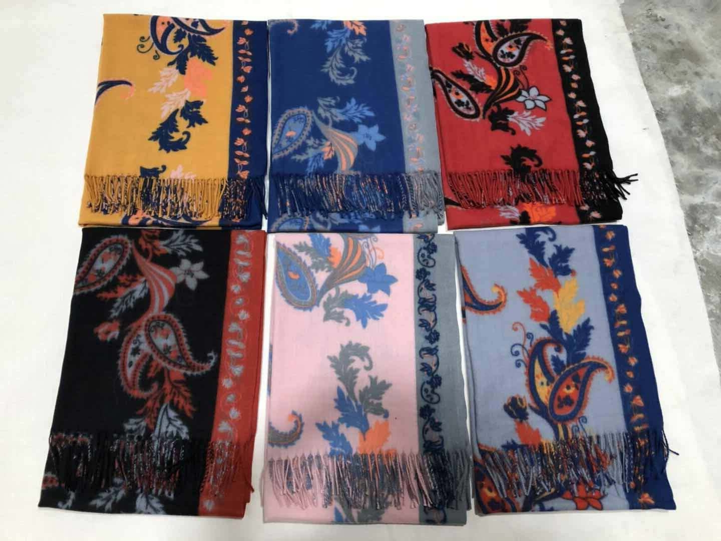 Women's Fashion Trend With Classic Fringed Printed Cashmere Scarf Specification drawing