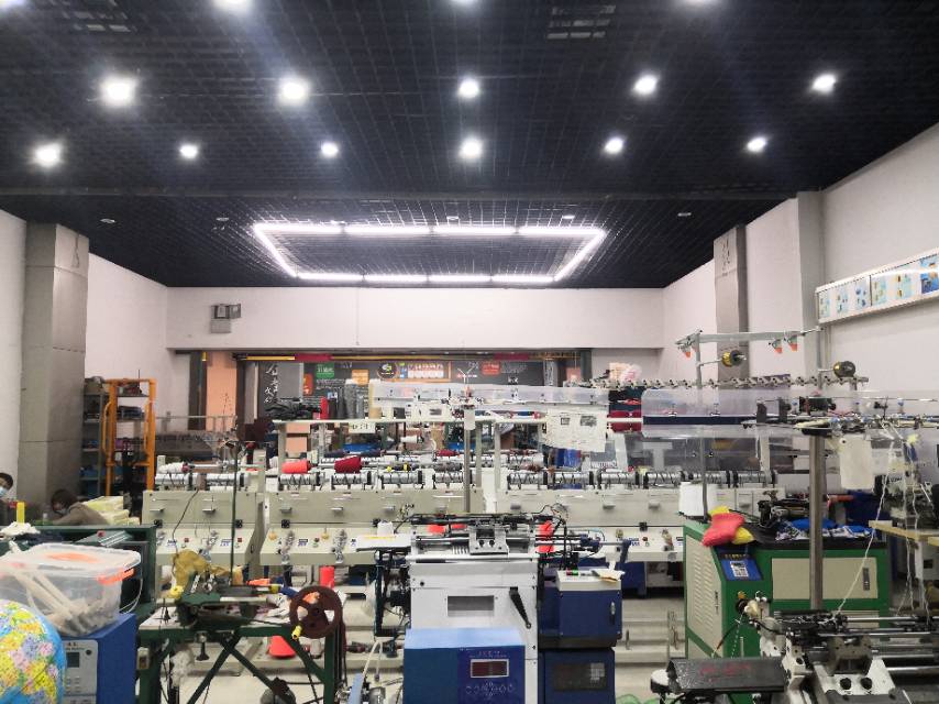 Yiwu Wangzhao Knitting Machinery Parts Shop describe pic - 3