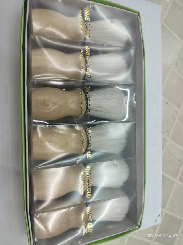 男士软毛胡刷子实木柄胡须刷柔软剃须刷修面刷美发店打泡沫肥皂刷