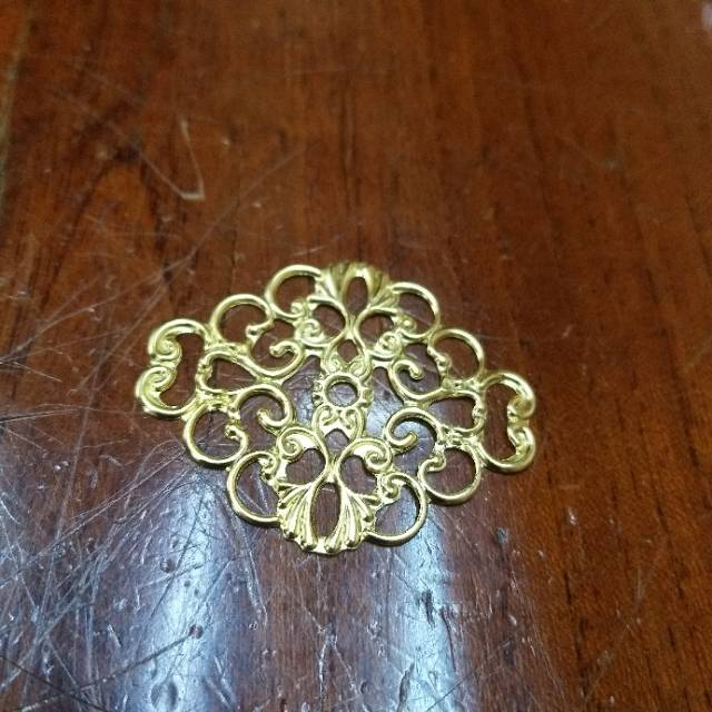 2020东南热销镀金镂空工艺饰品