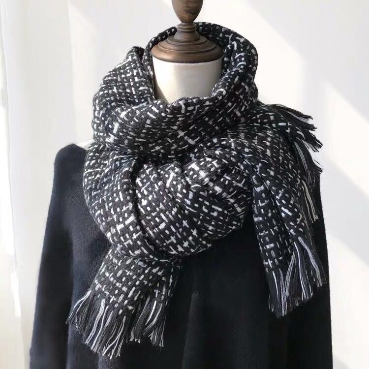 Women's Fashion Trend Casual Elegant Woven Style Korean Scarf Shawl