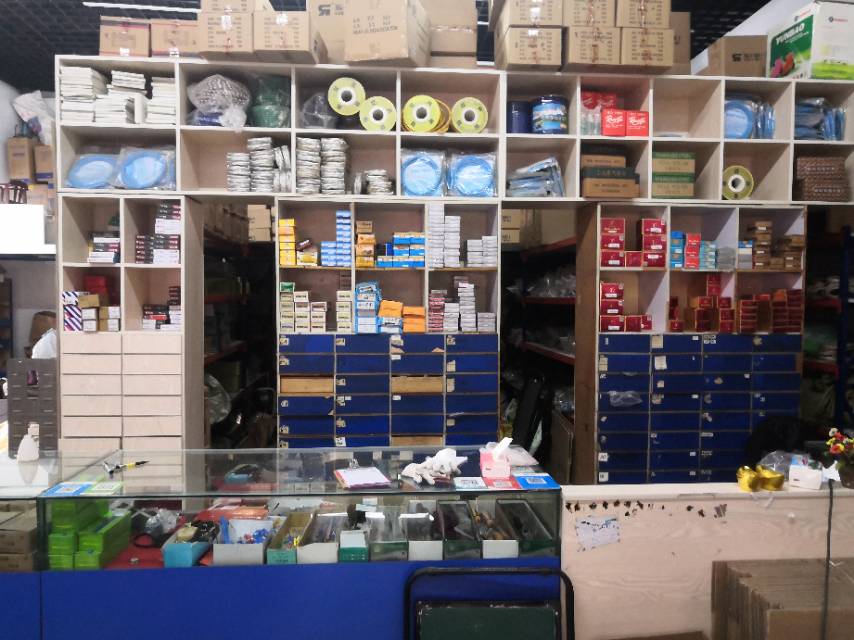 Risheng Sewing Equipment Store describe pic - 1