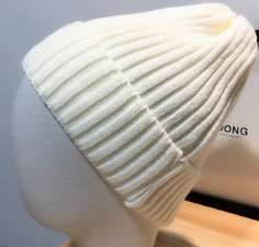 White Simple Japanese Straight Woolen Hat Children's Winter Korean Version Of All Women's Autumn And Winter Sweet Fluorescent Hat Warm Knit Hat