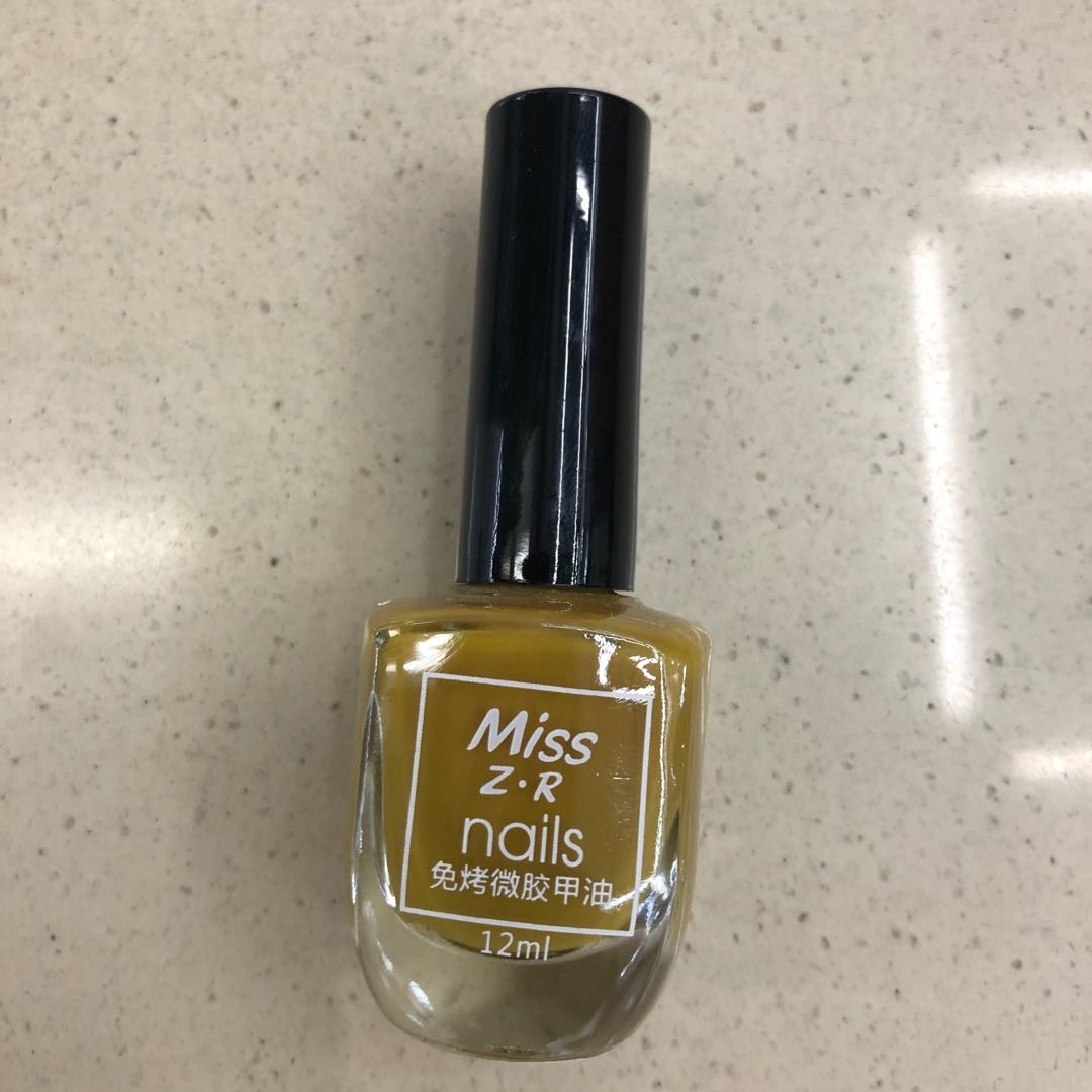 黄色显白指甲油免烤快干持久无毒爆款