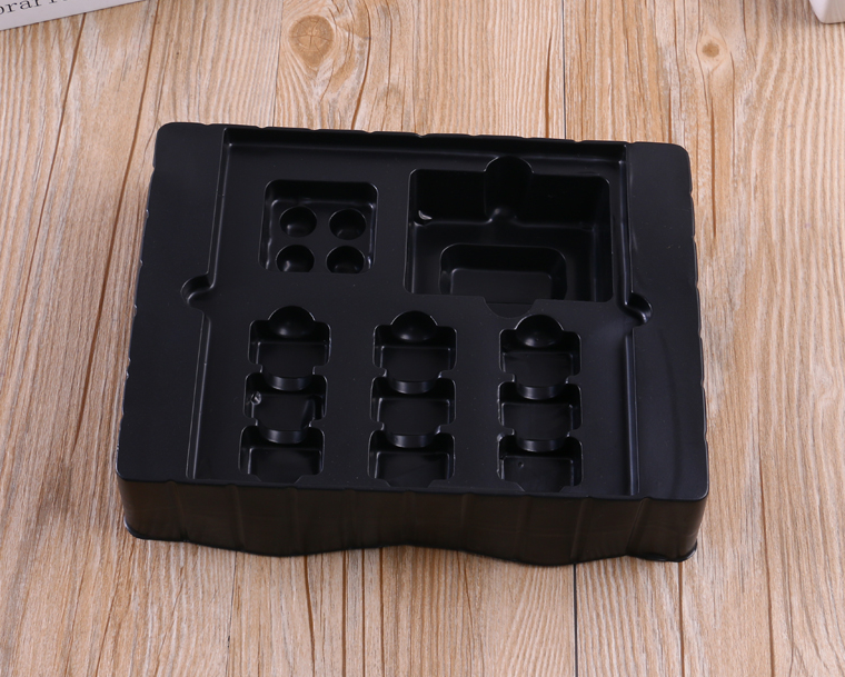 黑色长方形形状经典巧克力包装塑料托盒吸塑食品内托