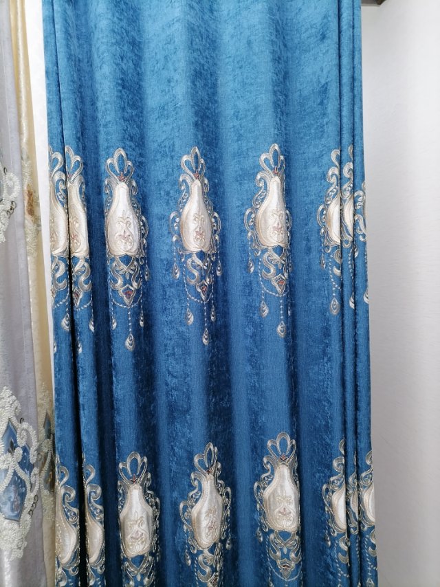 Thickened solid-color cotton and linen style embroidered bedroom blackout curtain fabric, living room floor-to-ceiling window bay curtain finished product