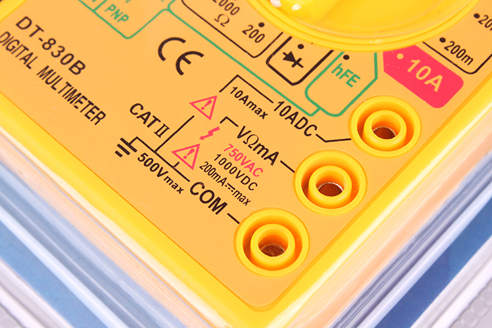 新款全保护防烧型大屏幕数字万用表DT-830B