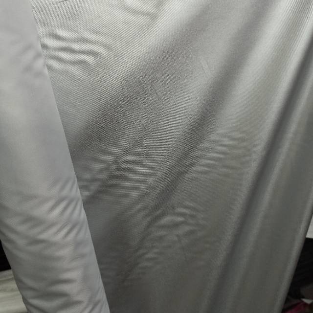 Oxford cloth silver-coated fabric knitted fabric manufacturer wholesale and retail, quality guaranteed, stock available. For orders, please consult