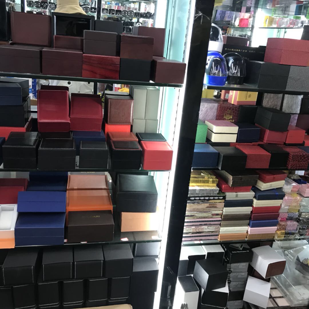 Confident craftsmanship gift packaging describe pic - 3