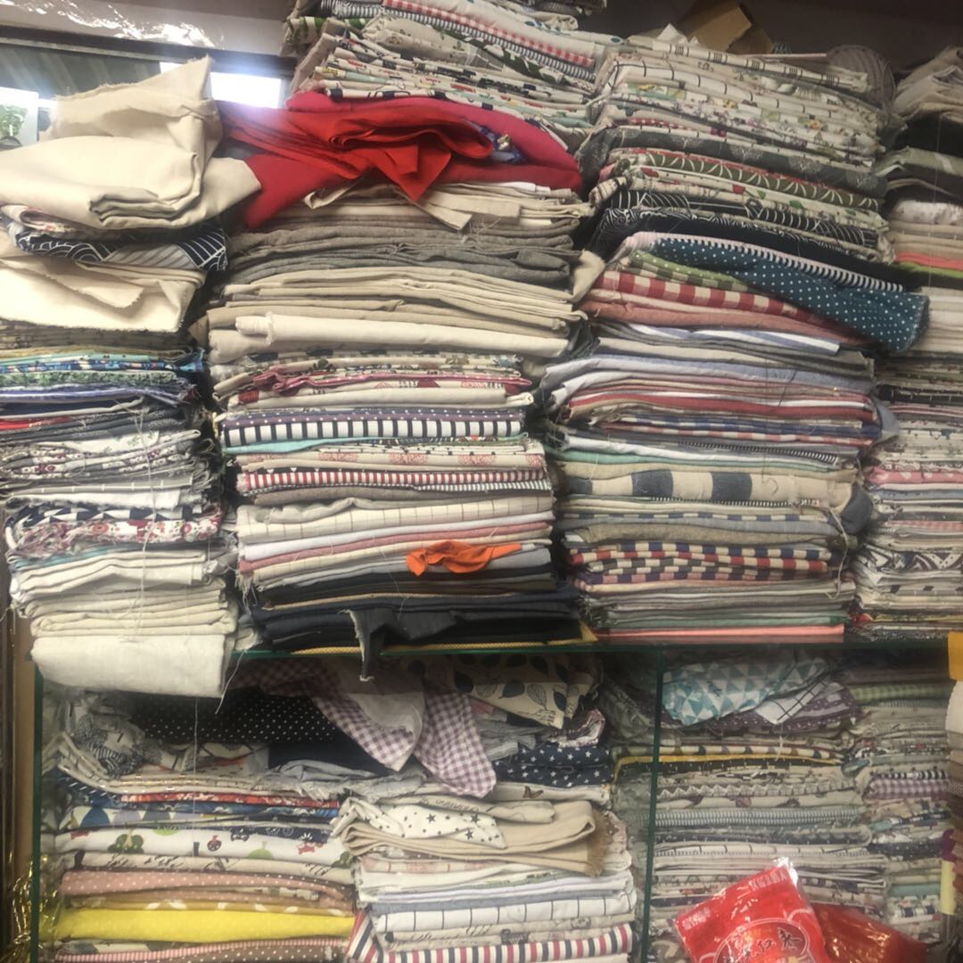 Yiwu Puhuai Textile Products Co., LTD describe pic - 2
