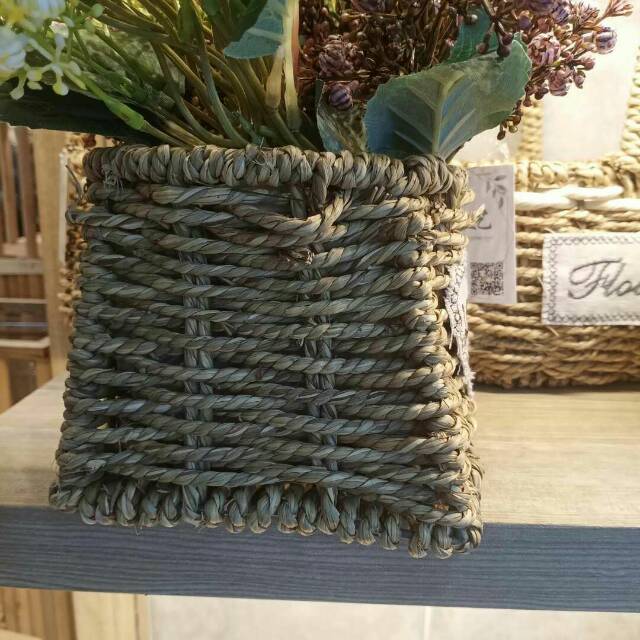 Qingling Craft hand-woven decorative small flower baskets, straw woven flower POTS, home decoration ornaments