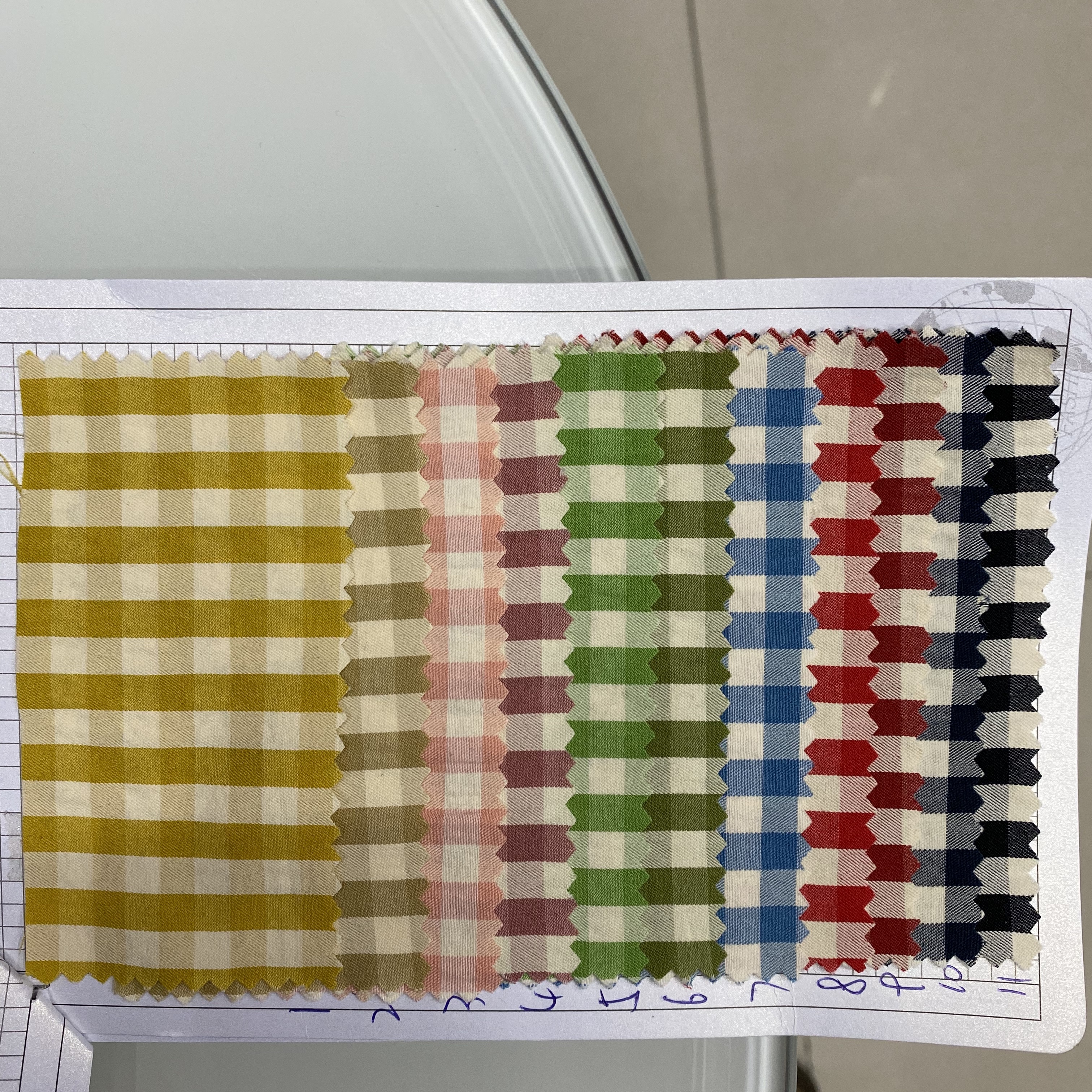 TR新款TR格子布/时装/休闲服面料/梭织批发 厂家直销 611838国潮
