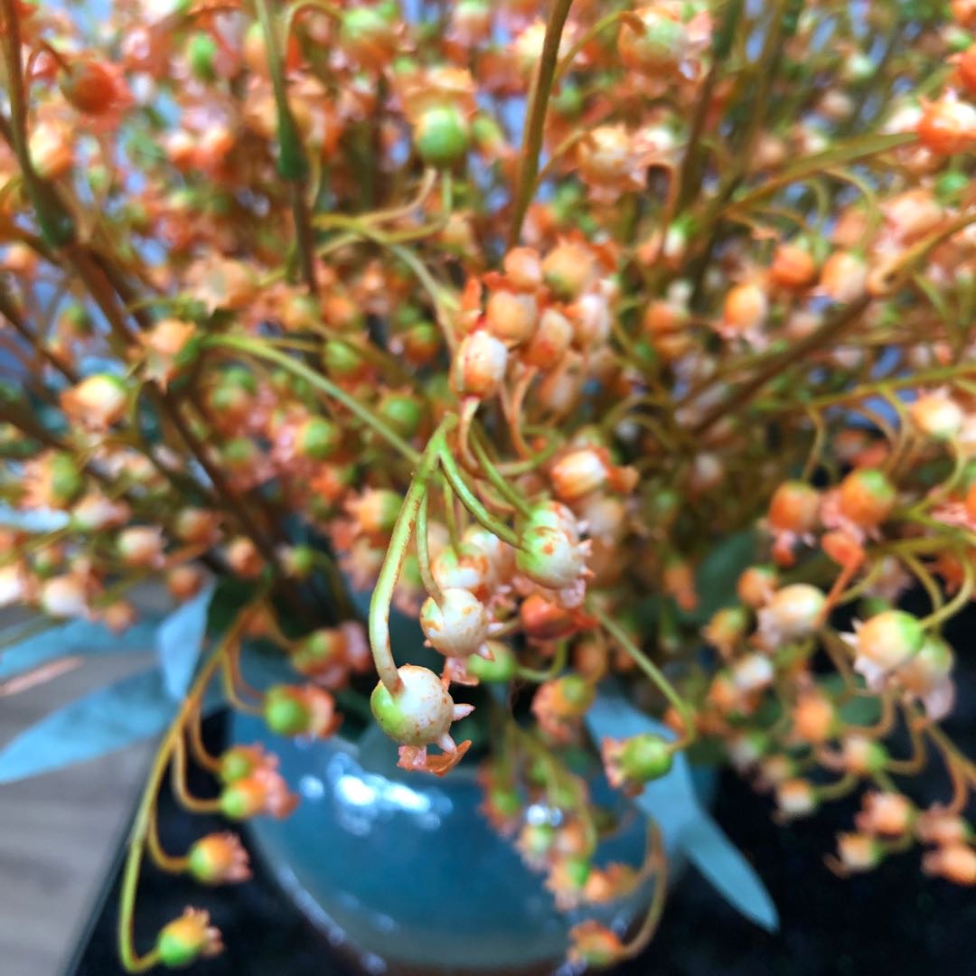 Put A Lily Of The Valley Home Decor Sample Table Flower Set Flower Bouquet details Picture