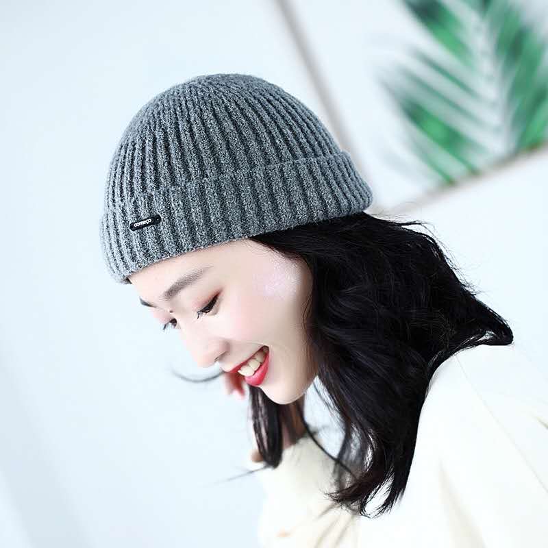 Classic Popular Style Explosive Hat Male Custom Winter Fashion Korean Knitted Hat Candy Color Wool Hat details Picture