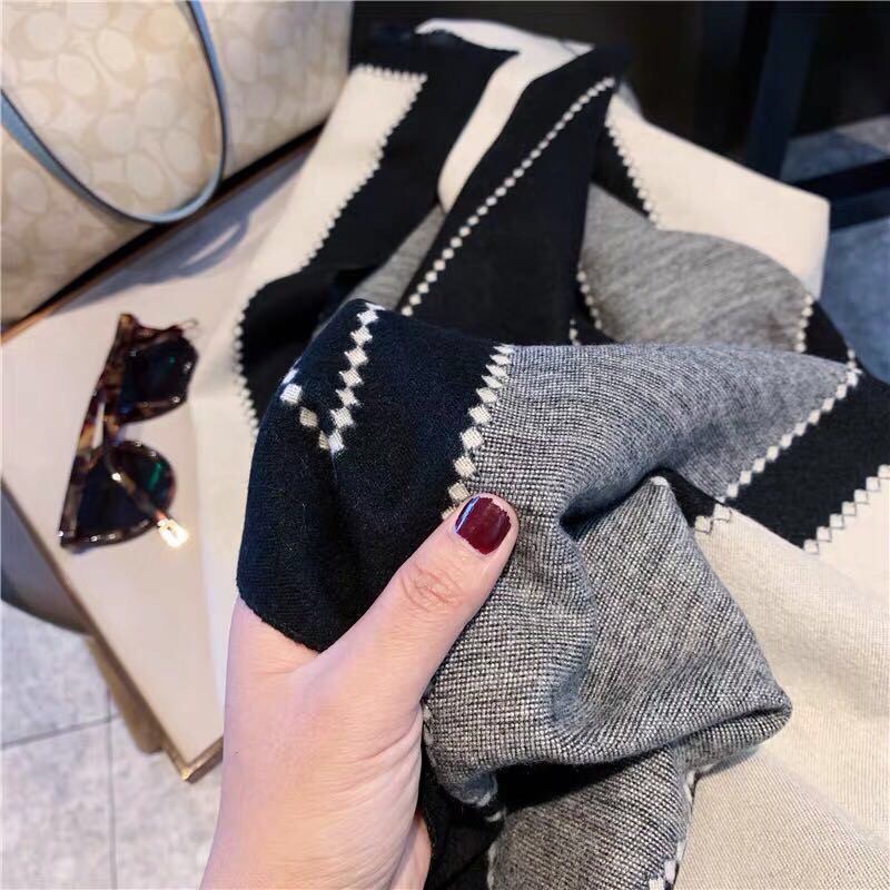 Women's Fashion Trend To Match The New Color Thick Warm Scarf Specification drawing