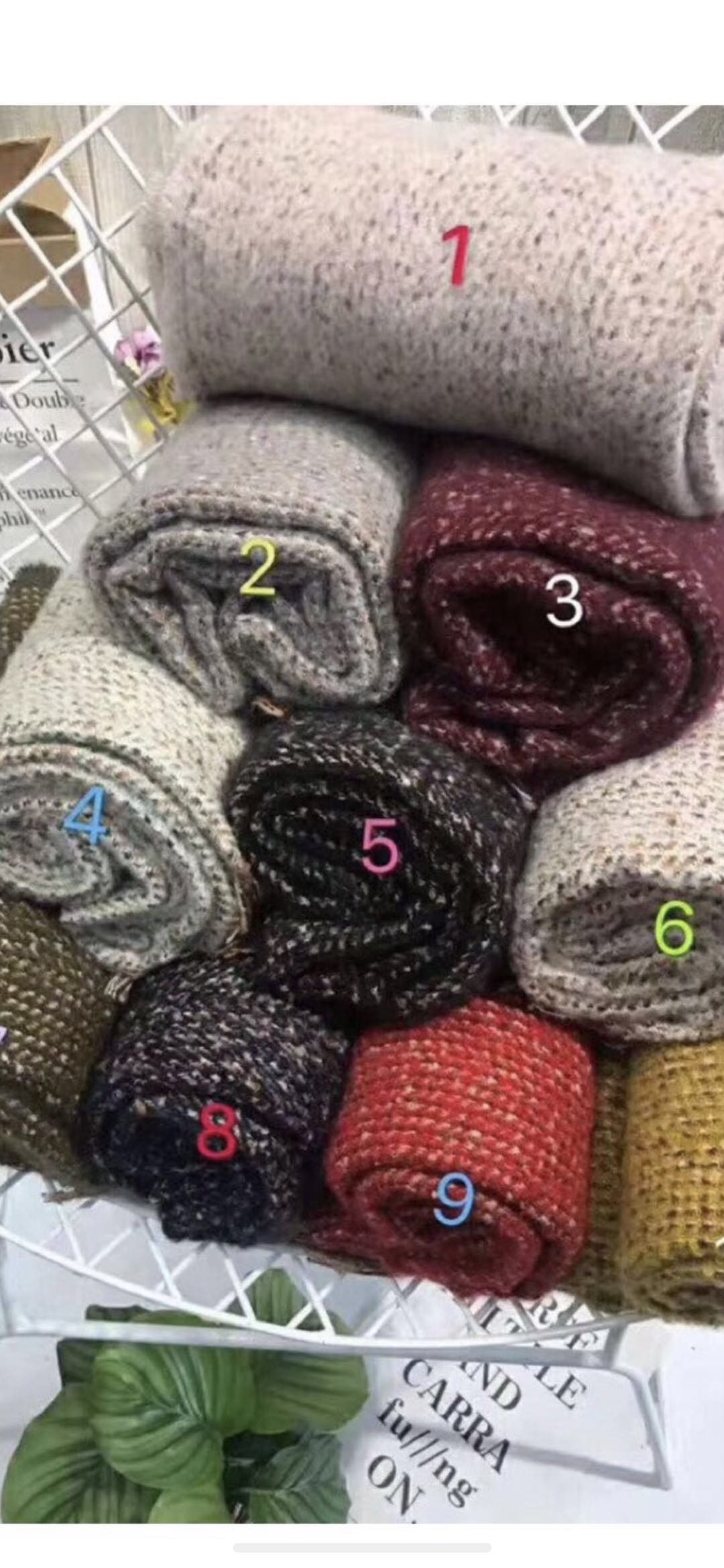 Mujer moda tendencia casual versátil color bufanda