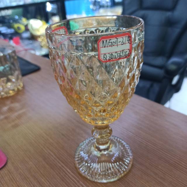 浮雕香槟杯果汁杯玻璃高脚杯家用加厚红酒杯酒具