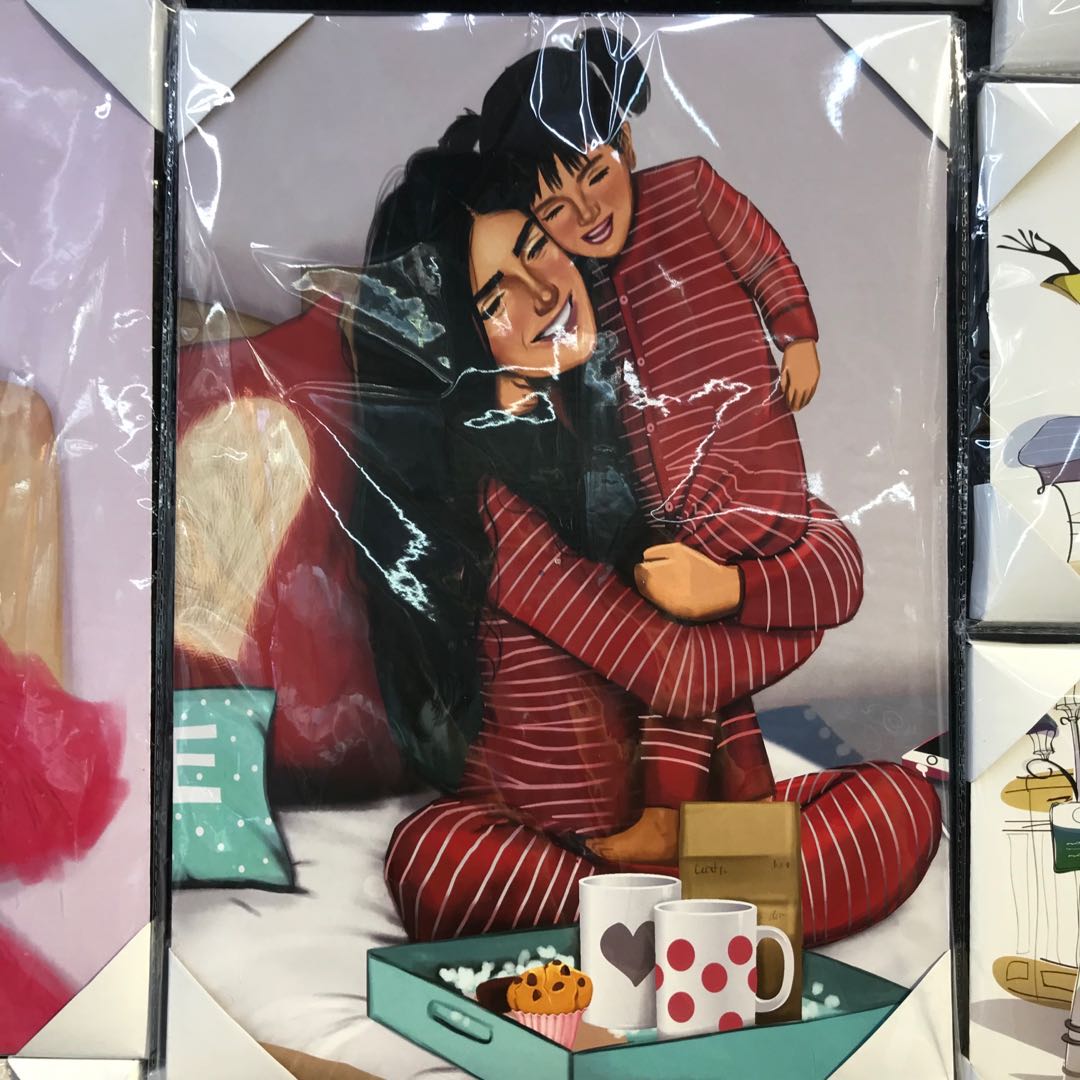 European-style living room decorative paintings, sofa background wall paintings, modern, simple and elegant American-style light luxury wall hangings details Picture