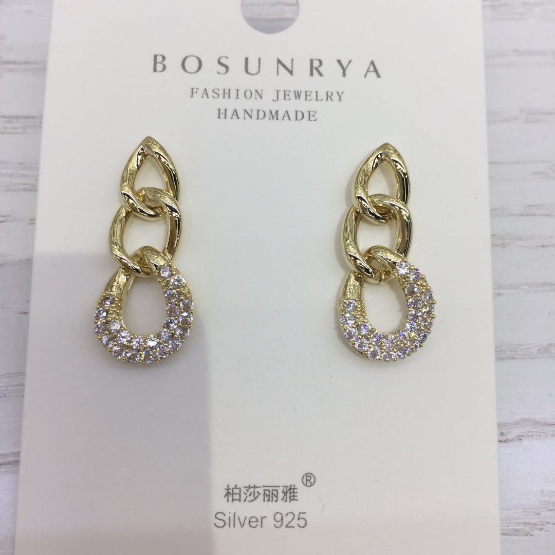 Water diamond copper earrings, exaggerated and unique long silver needle earrings, elegant and stylish