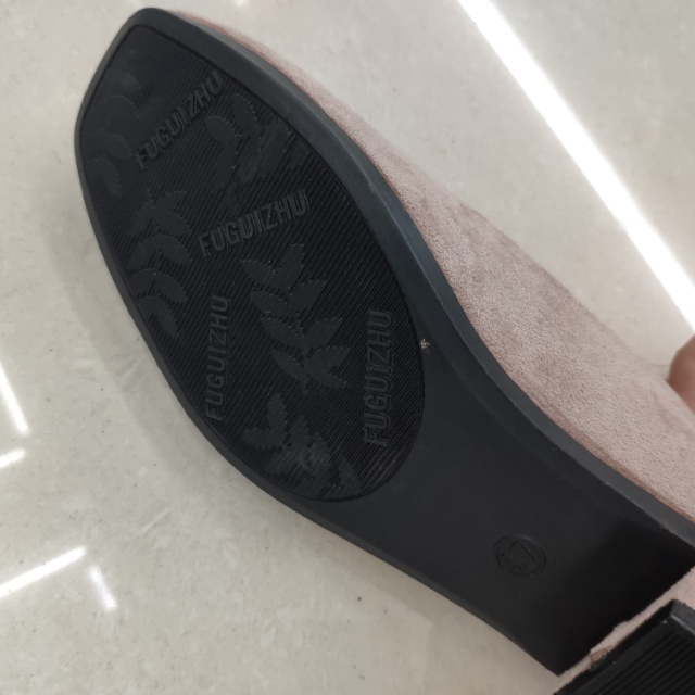 Spring and summer new square-toed, chunky single-heel women's versatile pink high-heeled shoes with a shallow opening, popular mid-heel women's shoes Specification image