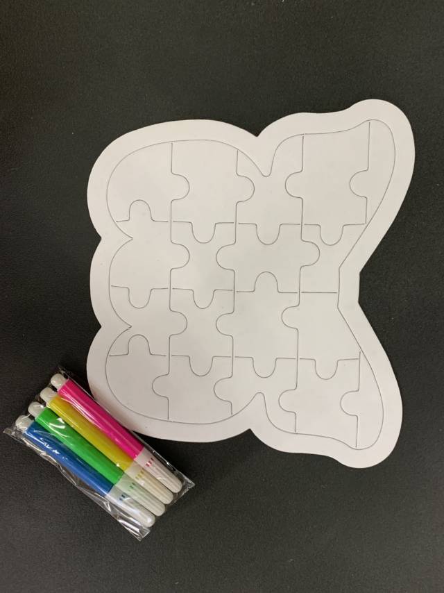 儿童益智玩具填色造型拼图填色画产品图
