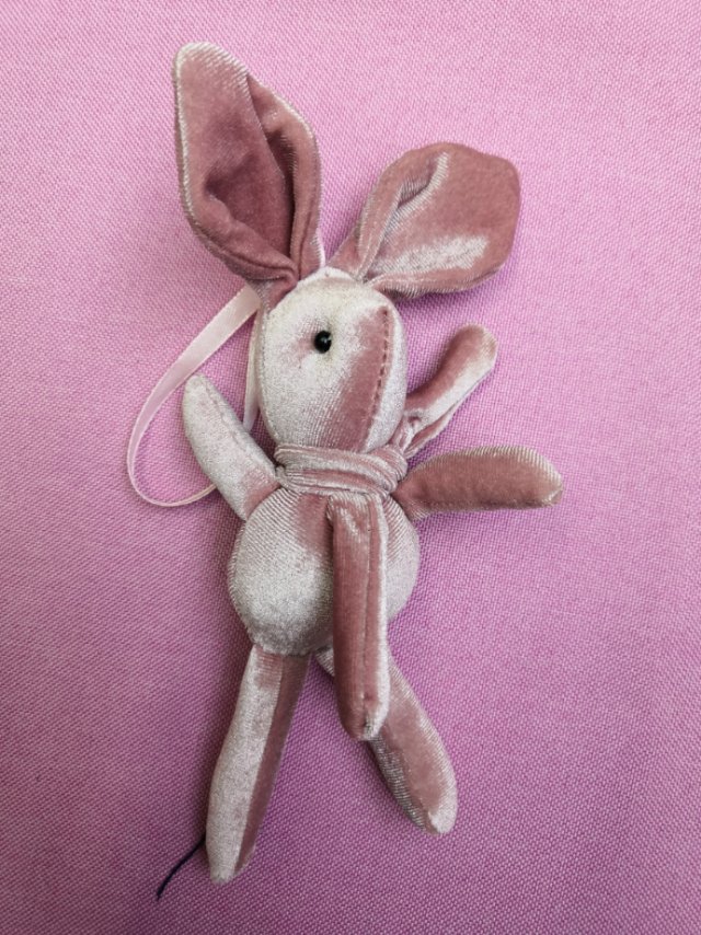 20-centimeter long-eared rabbit plush toys from Korean plush toy manufacturers are available for wholesale and customization