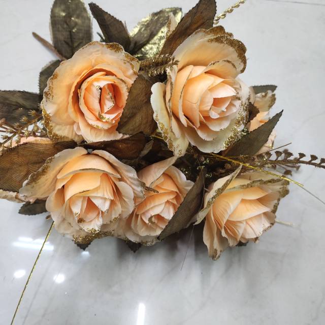 Artificial golden rose floor-standing flower arrangement details Picture