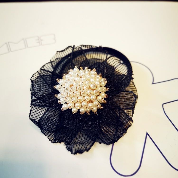 Pearl flower hair ring head buttonhead flower hair clip brooch flower head ornament Korean version head flower thumbnail