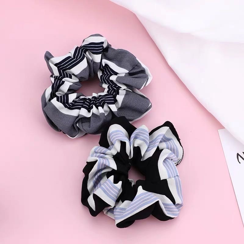 Cute Striped Cloth Scrunchie Leather Band Simple Basic Hair Tie Black Hair Tie Cute Cloth Scrunchie Hair Tie Rubber Band Yarn Elegant High Stretch Hair Simple Basic Hair Tie Hair Tie Hair Tie Hair Tie Hair Tie Hair Accessory details Picture