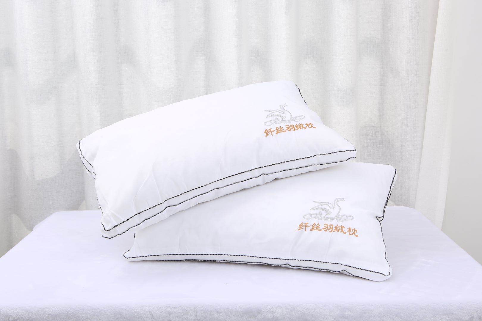 Dream Blue Xi Super Sleep Soft And Comfortable Feather Velvet Pillow