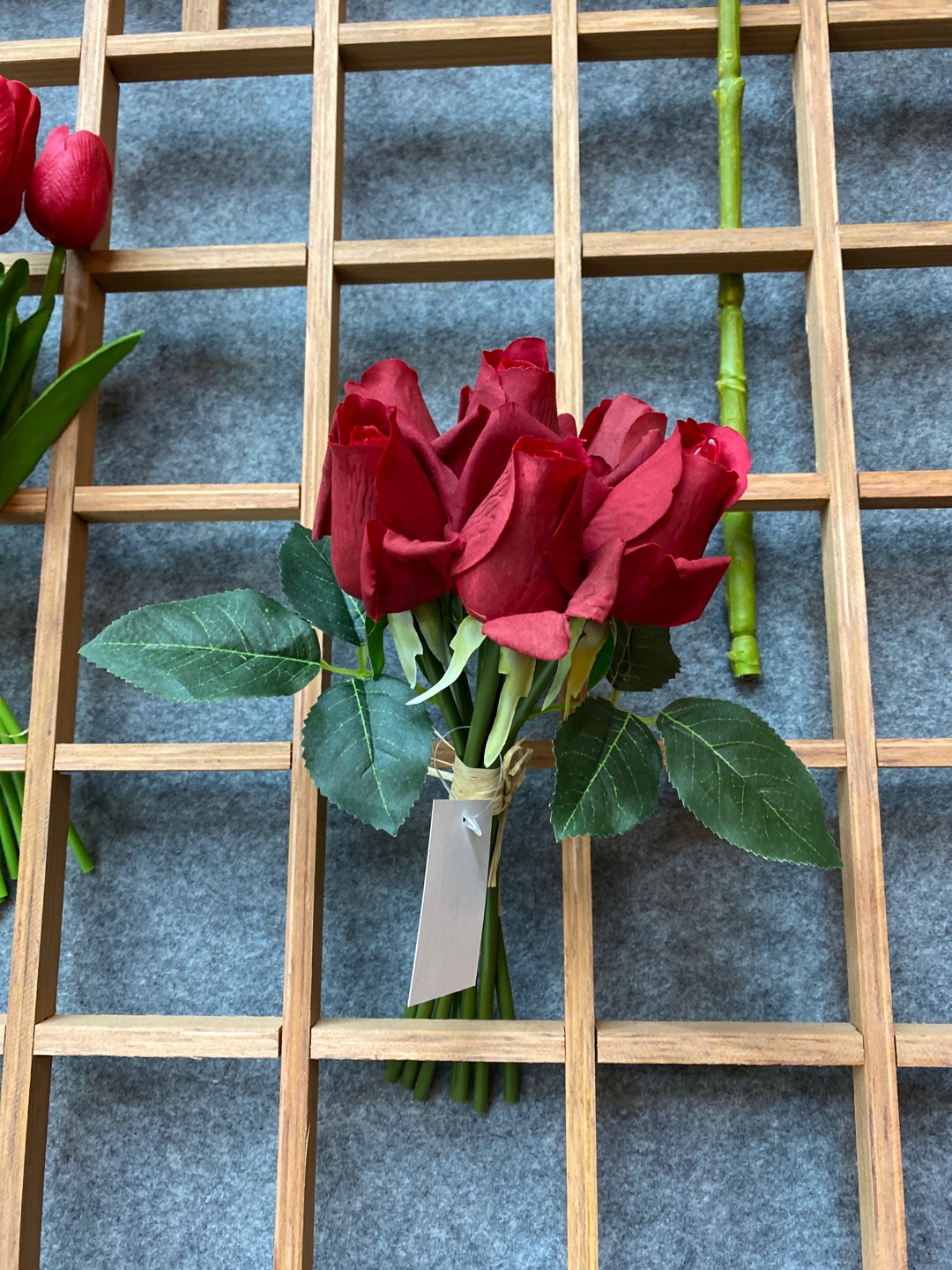 Factory wholesale hot-selling special sale: Multicolored core rose flowers available for indoor decoration and wedding supplies