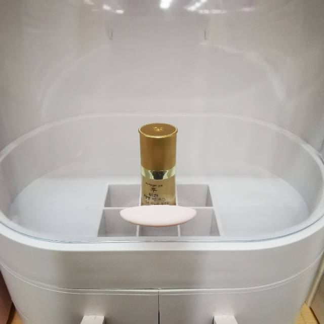 Cosmetics Storage Box The Same Desktop Dustproof Household Lipstick Large Dresser Skin Care Shelf details Picture