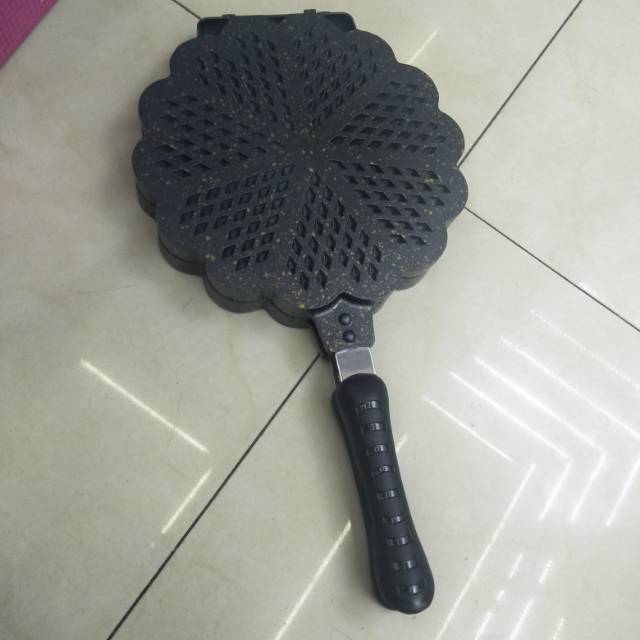 Thin pancake machine, spring pancake machine, spring roll skin, multi-layer skin, household pancake pan, magic tool, electric pancake griddle, small pancake pot, pancake spreading machine