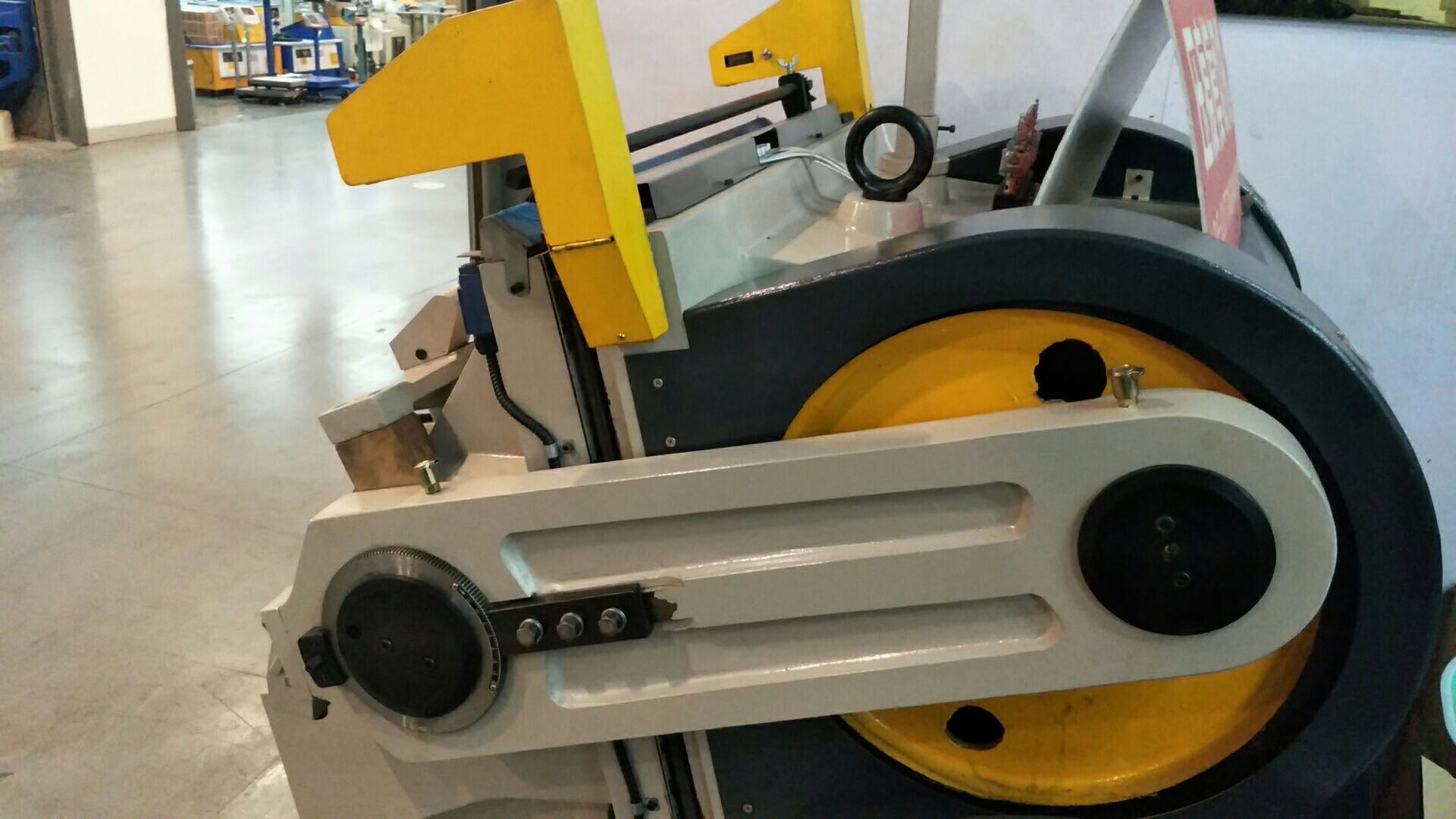Model ML930 of the 930 heated weighted creasing die-cutting machine Specification image