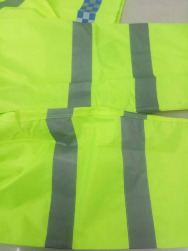 交通执勤荧光绿反光分体式成人雨衣路政施工骑行防雨衣套装批发产品图