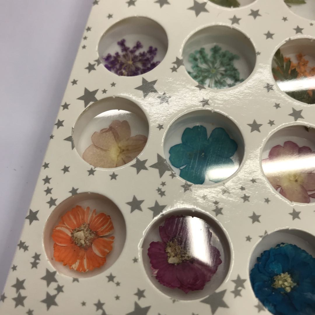 Delicate Accessories Nail Art Accessories Flowers And Leaves Nail Art Accessories Simple And Easy To Stick details Picture