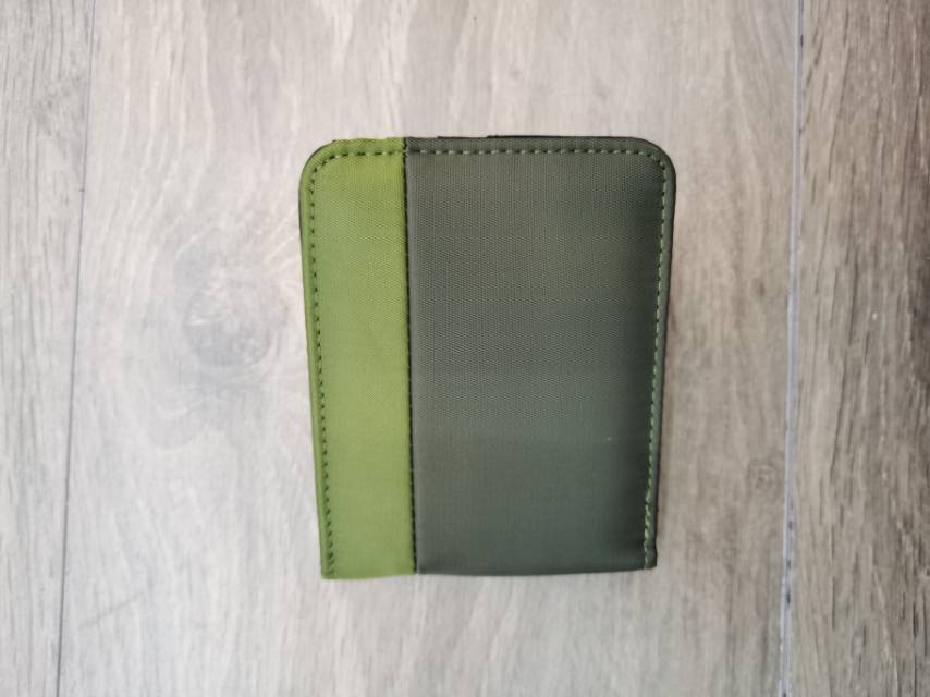 军绿中号爆款防水便携带男士对折钱包
