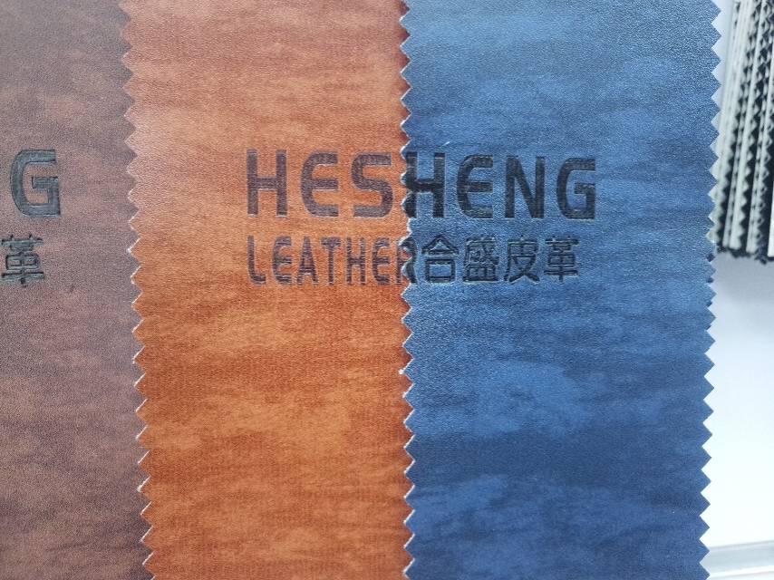 厂家直销热销新款PVC皮革大量现货高中低档箱包沙发鞋材面料细节图