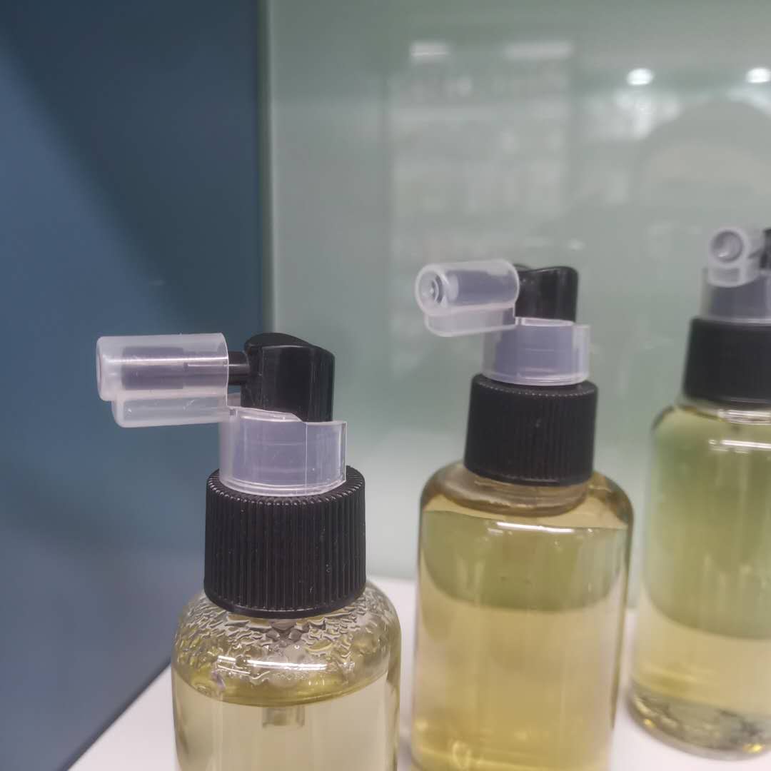旅行分装护肤化妆品黄色透明包装瓶塑料瓶喷雾包装瓶大中小三个装细节图