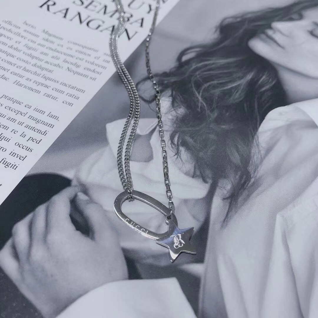 Beautiful oval ring with bright star pendant fashion necklace thumbnail