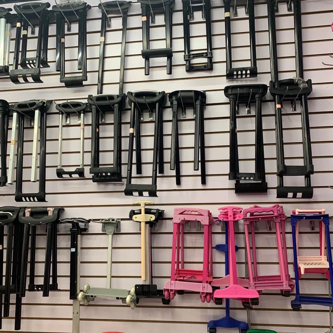 Yiwu Hengchi Bag Accessories Co., LTD describe pic - 2