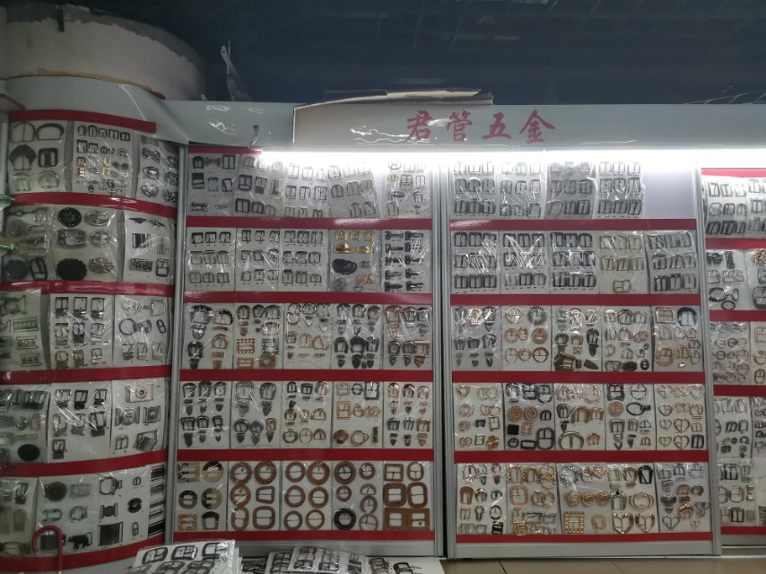 Yiwu Jun Guan Belt Buckle Shop describe pic - 1