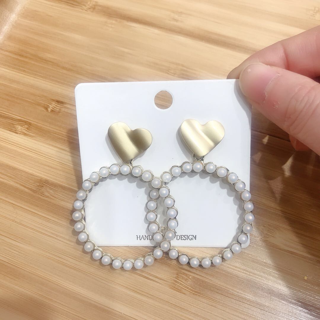 Korean style hot style large circle ring earrings pearl love metal wind versatile earrings thumbnail